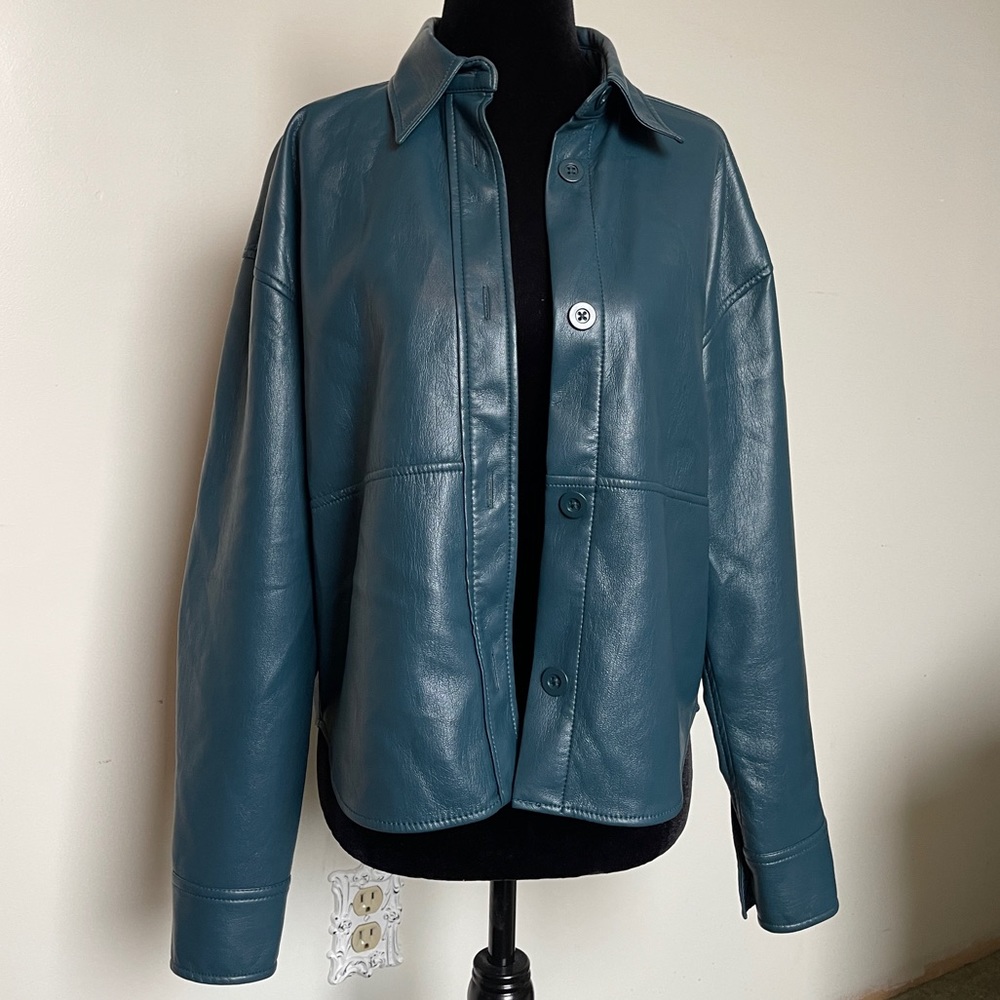 Babaton Pelli Hip Shirt Jacket in Herbage Green